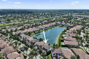 2740 Nw 83rd Ter, Cooper City