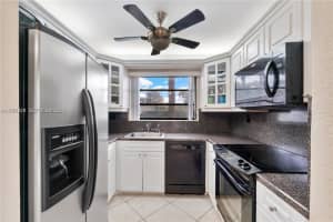1101 Colony Point Cir APT 101, Pembroke Pines, FL 33026, - MLS#A12007721