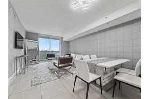 Vizcayne, 253 NE 2nd St APT 1003, Miami, FL 33132, - MLS#A12007726