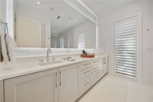 6901 Veronese St, Coral Gables, FL 33146, - MLS#A12007736