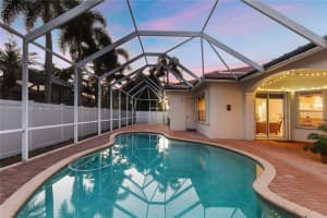 15966 Sw 3rd St, Pembroke Pines