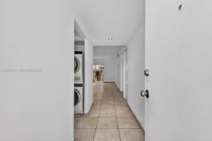 240 NW 107th Ave APT 104, Miami, FL 33172, - MLS#A12007788