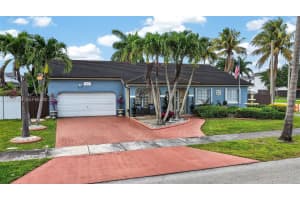 15201 SW 177th Terrace, Miami, FL 33187, - MLS#A12007800