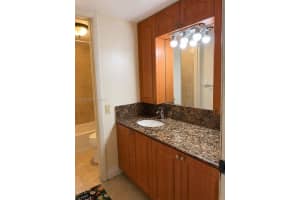1910 W 56th St APT 3121B, Hialeah, FL 33012, - MLS#A12007809