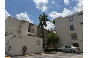 709 Curtiss Pkwy APT 20, Miami Springs, FL 33166, - MLS#A12007810