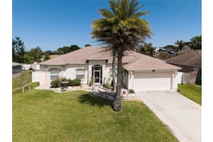 2033 SW Beekman St #2033, Port St. Lucie, FL 34953, - MLS#A12007891