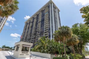 1901 Brickell Ave B2007, Miami