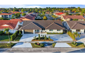 14005 Sw 17th Ter, Miami