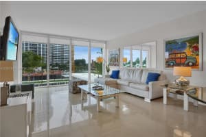 10275 Collins Ave APT 315, Bal Harbour, FL 33154, - MLS#A12007911