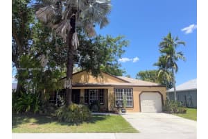 13541 Sw 10th Pl, Davie