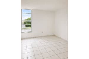 310 Fontainebleau Blvd APT 406, Miami, FL 33172, - MLS#A12007937