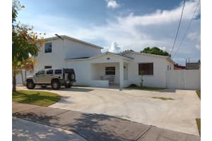12215 Sw 217th St, Miami