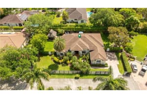 14831 Sw 95th Ct, Miami