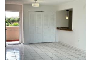 802 NW 87th Ave APT 315, Miami, FL 33172, - MLS#A12007995