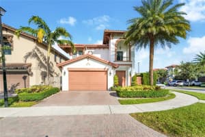 8723 Nw 102nd Pl, Doral
