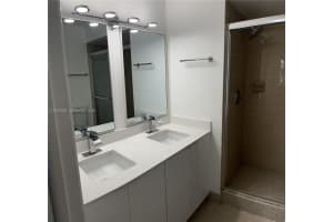 40 Chestnut Cir, Hollywood, FL 33026, - MLS#A12008058
