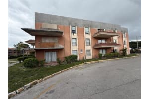 17650 NW 68th Ave APT A2008, Hialeah, FL 33015, - MLS#A12008061