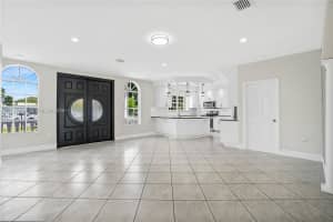 2850 NW 5th St, Miami, FL 33125, - MLS#A12008086