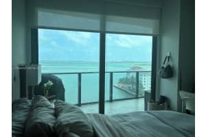 460 Ne 28th St 902, Miami