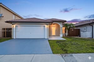 21505 Sw 89th Path, Cutler Bay