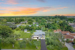 480 W Mt Vernon Dr, Plantation, FL 33325, - MLS#A12008118