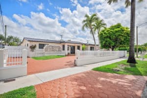 10320 SW 38th Terrace, Miami, FL 33165, - MLS#A12008125