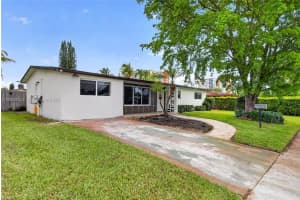 1155 NE 184th St, Miami, FL 33179, - MLS#A12008151