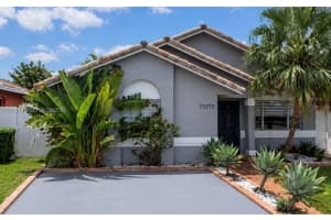 15970 Sw 81st Ter, Miami