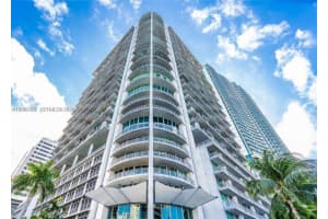 690 Sw 1st Ct 1934, Miami