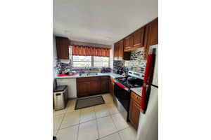 2201 Nw 41st Ave 208, Lauderhill