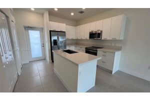 8167 NW 41st St e 307, Doral, FL 33166, - MLS#A12008284