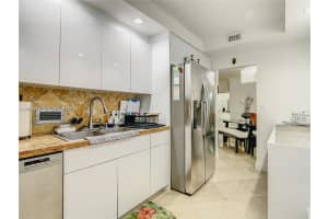 10185 Collins Ave APT 308, Bal Harbour, FL 33154, - MLS#A12008291