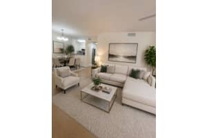 2811 N Oakland Forest Dr APT 102, Oakland Park, FL 33309, - MLS#A12008311