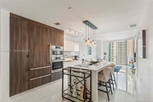851 NE 1st Ave #3707, Miami, FL 33130, - MLS#A12008317