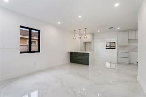 851 W 35th St, Hialeah, FL 33012, - MLS#A12008358