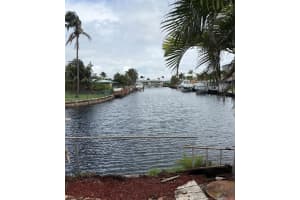 933 Se 10th Ct, Pompano Beach