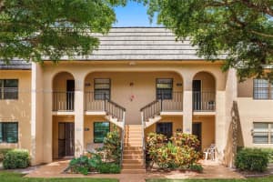 145 Lake Nancy Ln 230, West Palm Beach