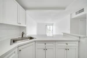 801 Nw 47th Ave 515w, Miami