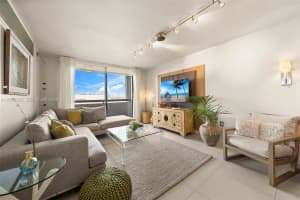 1775 Washington Ave APT 8F, Miami Beach, FL 33139, - MLS#A12008550