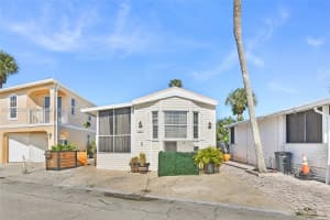 10725 S Ocean Dr, Jensen Beach, FL 34957, - MLS#A12008558