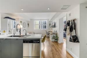 111 E Flagler St Apt 708, Miami, FL 33131, - MLS#A12008668