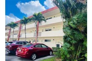 9820 S Hollybrook Lake Dr APT 202, Pembroke Pines, FL 33025, - MLS#A12008689