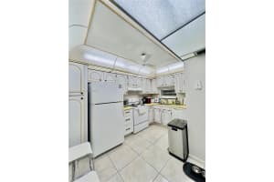 9820 S Hollybrook Lake Dr APT 202, Pembroke Pines, FL 33025, - MLS#A12008689
