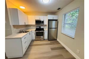 1005 SW 8th St d, Hallandale Beach, FL 33009, - MLS#A12008715