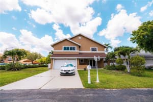 510 Nw 207th Ave, Pembroke Pines