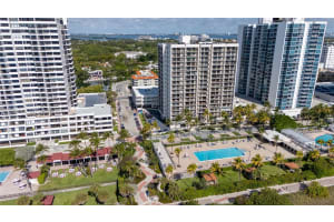 2625 Collins Ave APT 803, Miami Beach, FL 33140, - MLS#A12008747