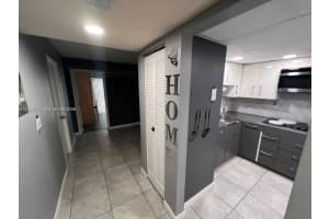 488 Nw 165th St Rd B-610, Miami