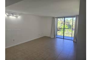 8045 SW 107th Ave APT 323, Miami, FL 33173, - MLS#A12008765