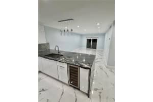 1100 W 35th St APT 4, Hialeah, FL 33012, - MLS#A12008805
