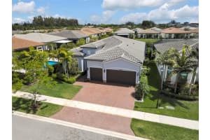 8022 Deer Lake Ct, Parkland